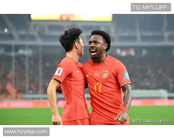 足球球星在困境中展现坚强意志不屈精神突破自我成就辉煌人生