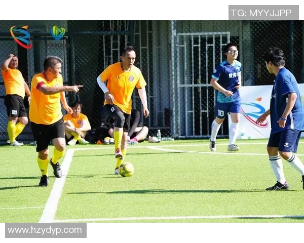 黑白猜球星挑战赛 揭开足球明星的神秘面纱 一场智慧与运气的较量